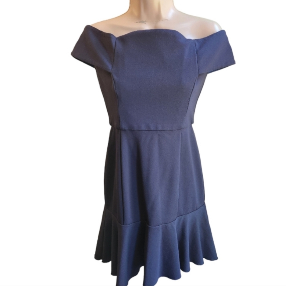 NICHOLAS Ponte Knit Off-the-shoulder Mini Dress - Size 4 - Picture 3 of 11